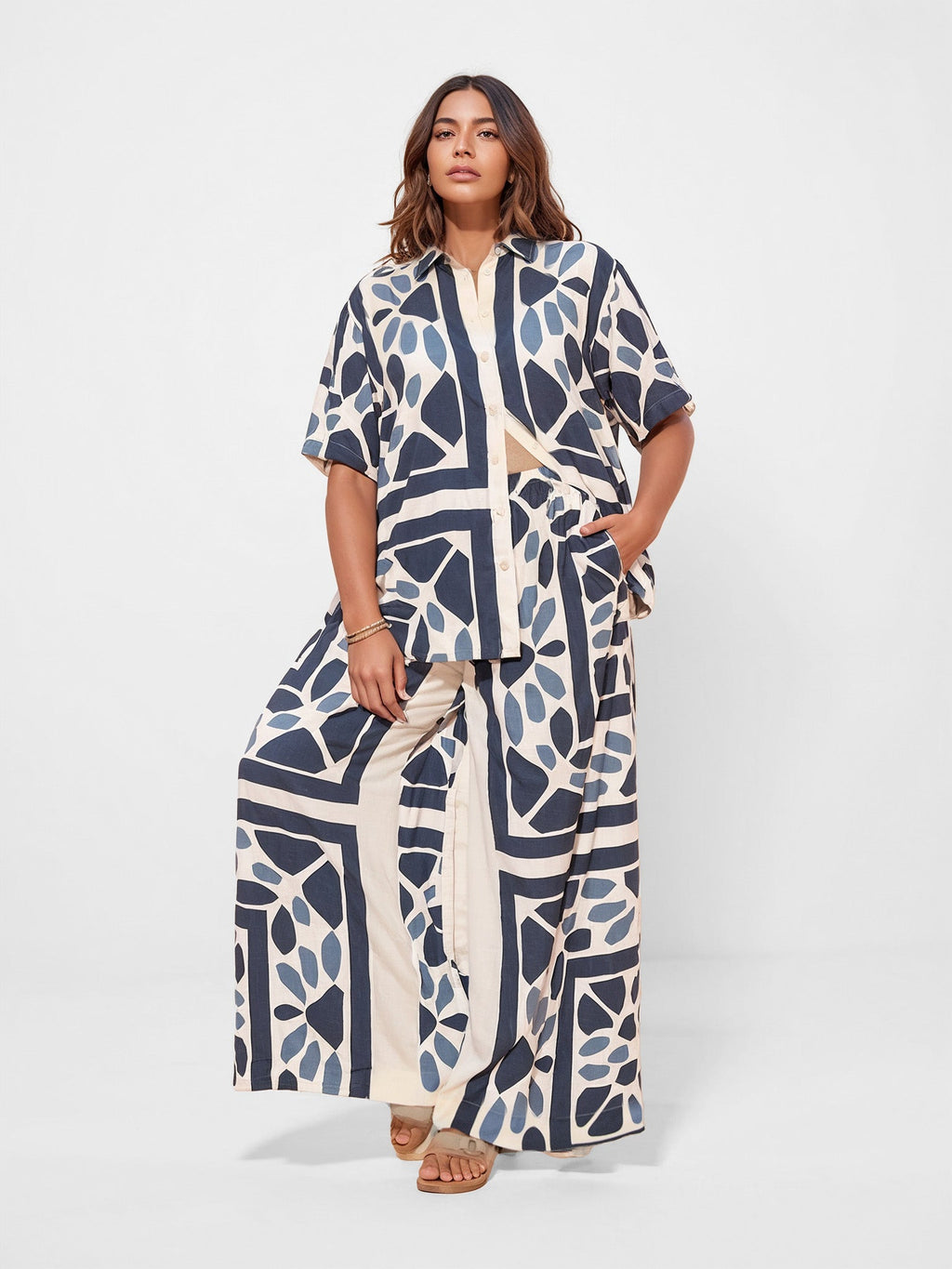 Modern Geo Print Wide-Leg Pants