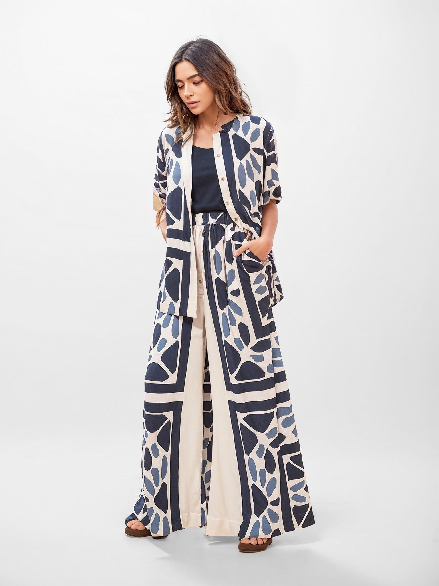 Modern Geo Print Oversized Button-Up Shirt