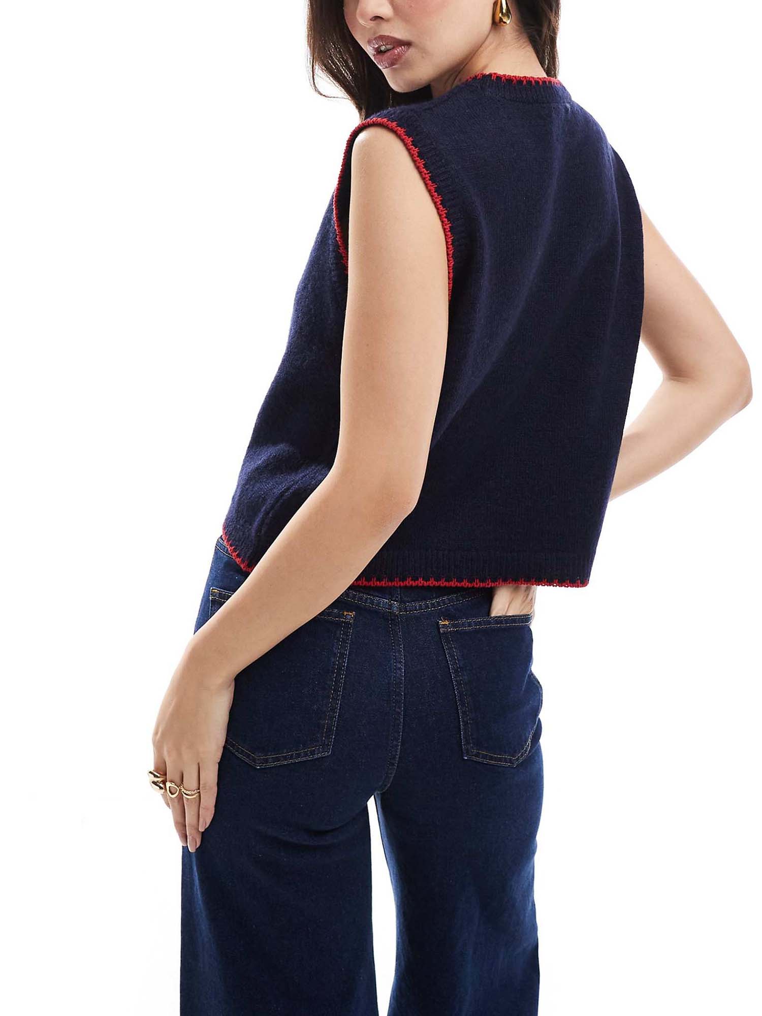 Lobster Pattern Knit Vest