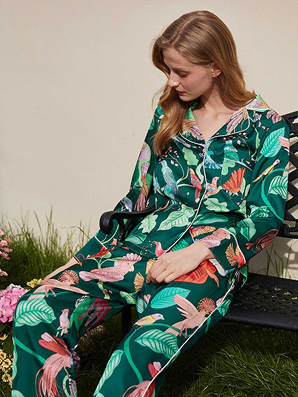 Parrot and Leaf Print Pajama Set