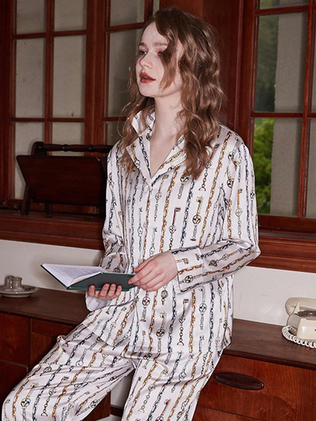 Chain Link Pattern Pajama Set