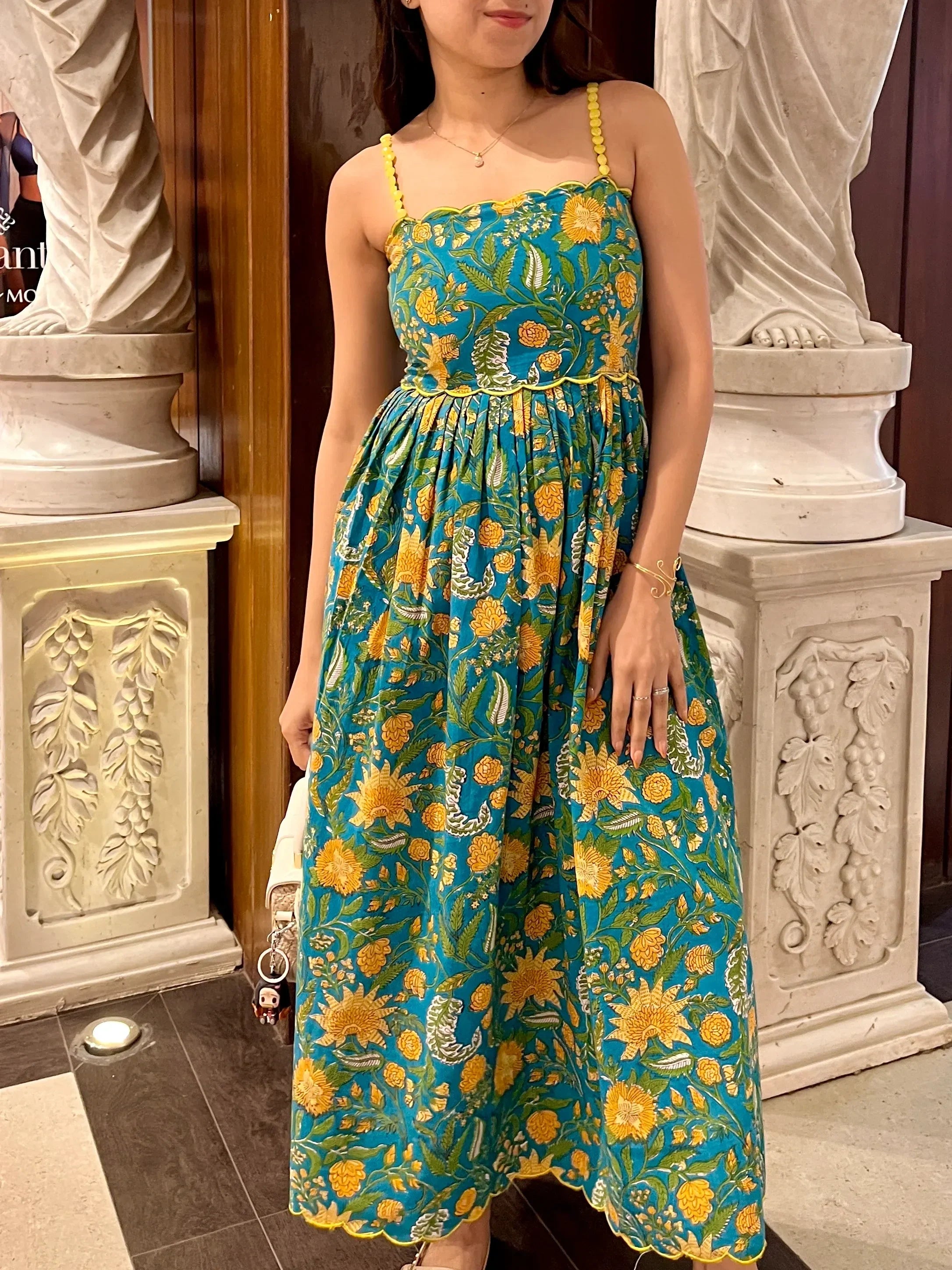 Scalloped Edge Floral Midi Dress