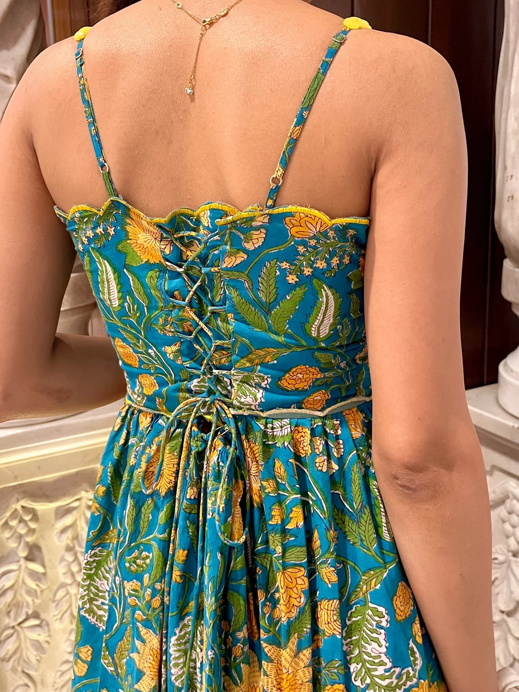 Scalloped Edge Floral Midi Dress