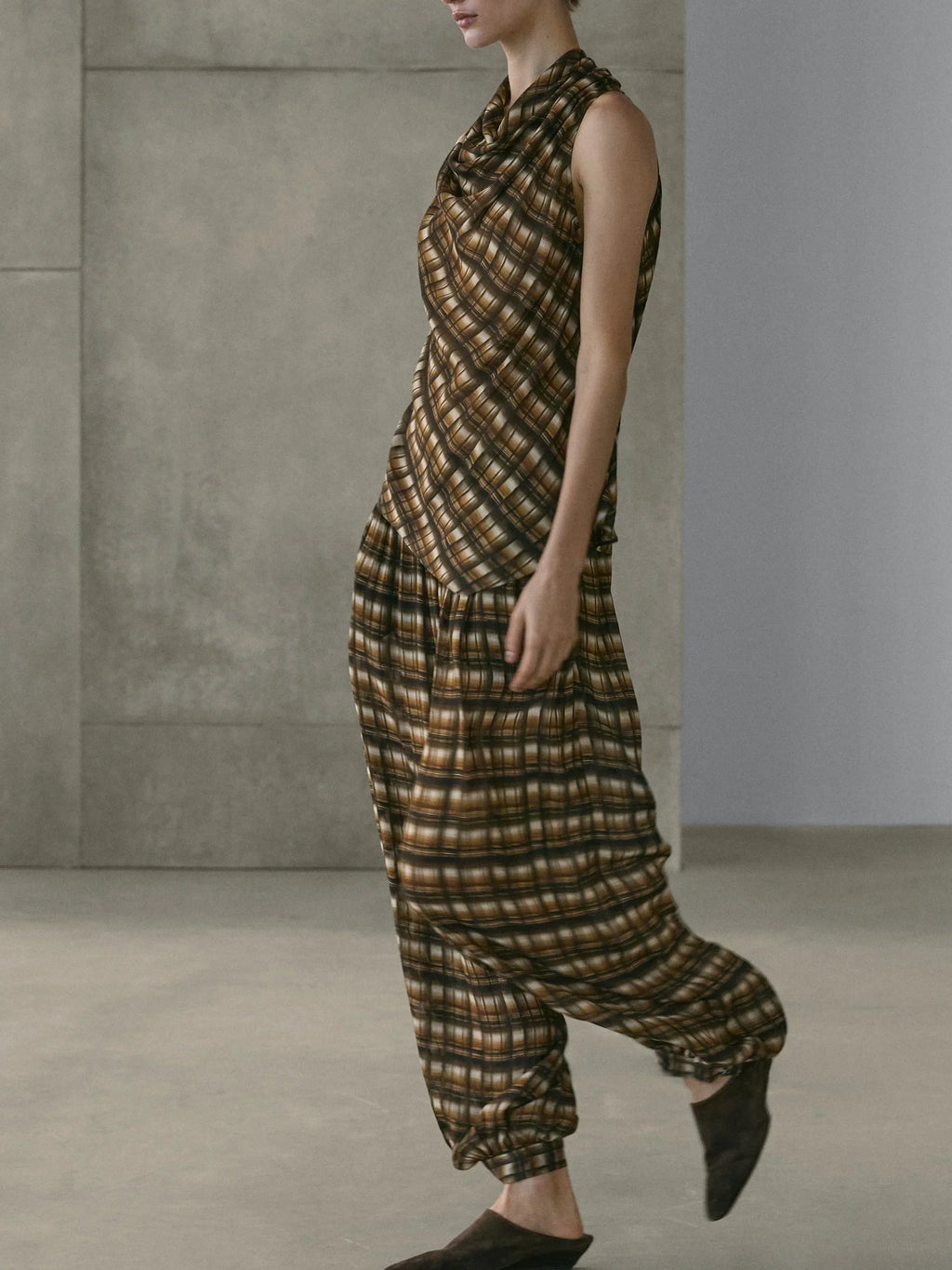 Brown Plaid Halter Top & Balloon Pants Two-Piece Set